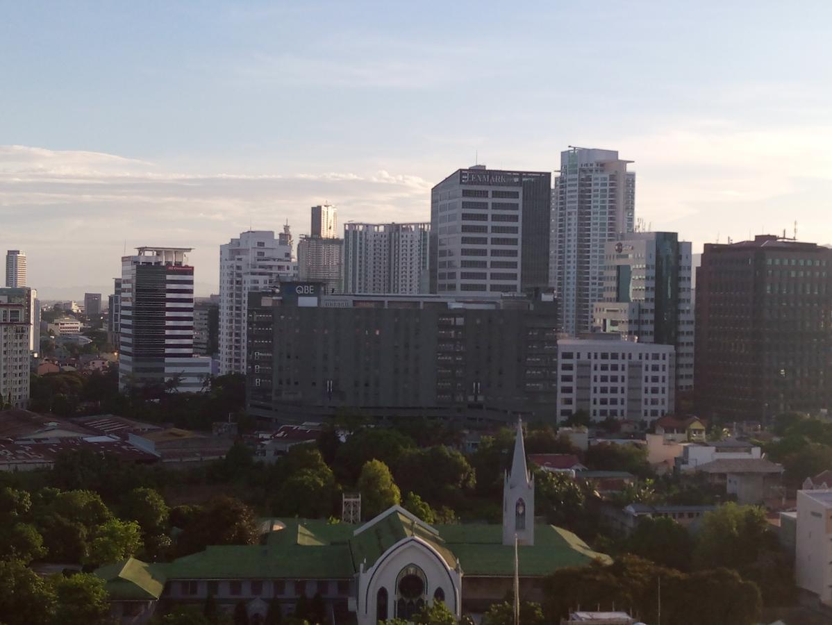 2405 Mabolo Garden Flats Cebu